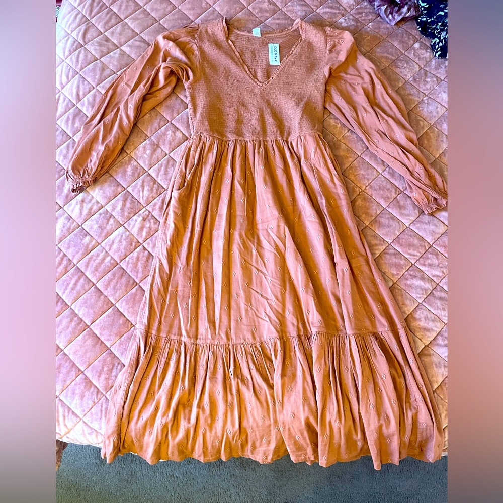 Old Navy Long Sleeved Coral Dress Medium
